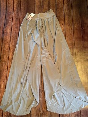 NWT HALARA High-Waist Tulip Pants Gray Sz M
